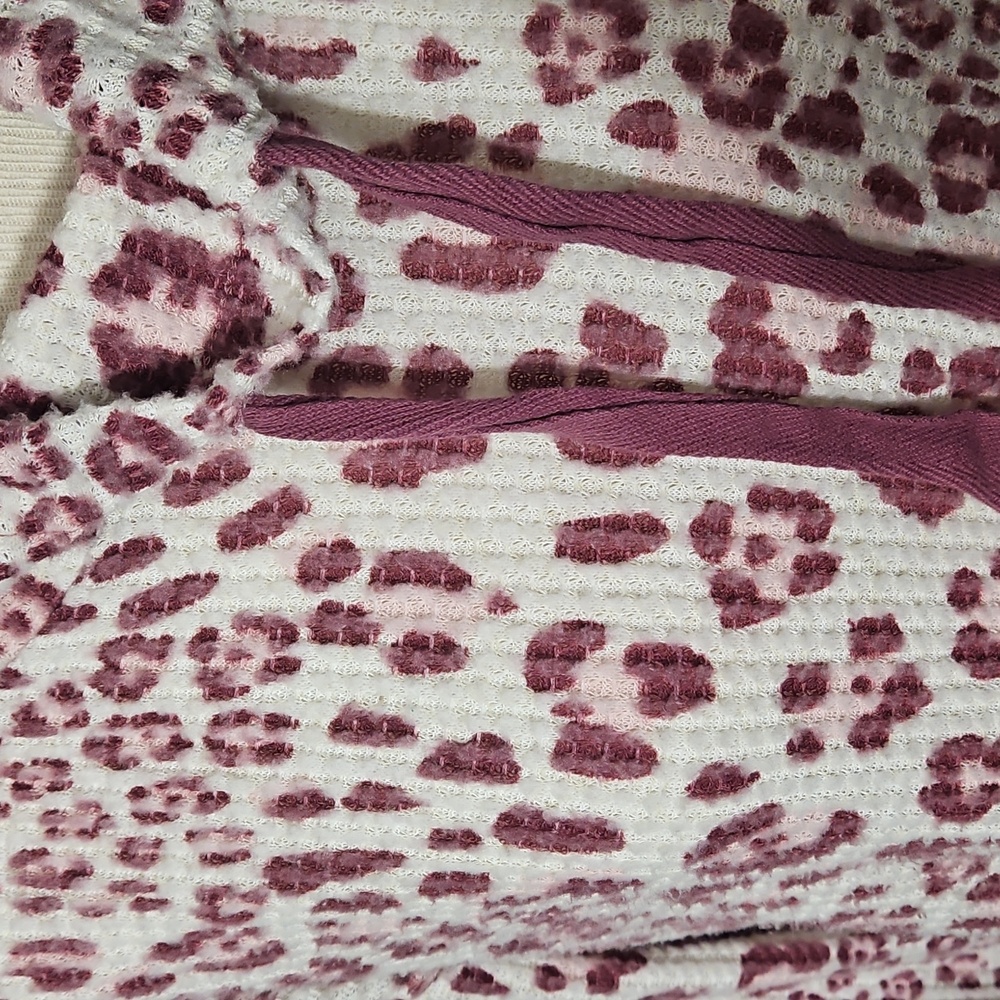 Como Vintage, Plum and white spotted blouse, long-sleeve, size XXL - Picture 2 of 12